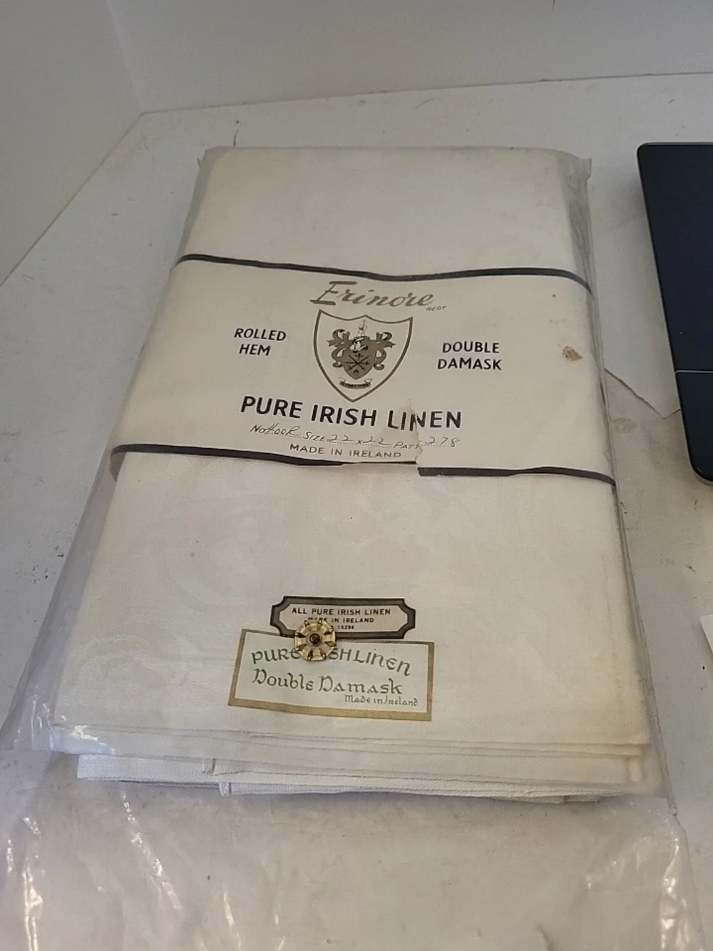 Erinore Pure Irish Linen Double Damask S/12 Napkins Shamrock&Scroll 1950s NOS
